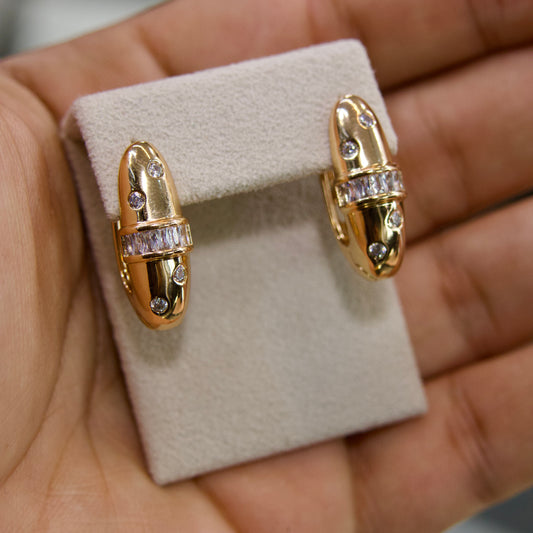 Créoles Prestige – Zircons Baguette & Finition Dorée