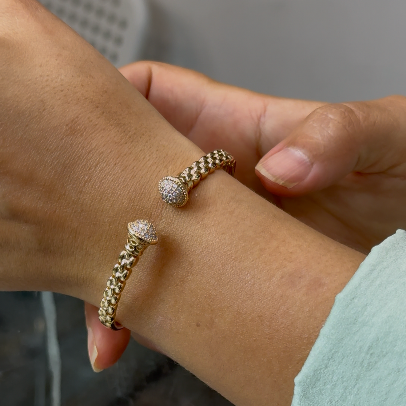 Bracelet Jonc Élégance Pavé – Plaqué Or Rose & Zircons