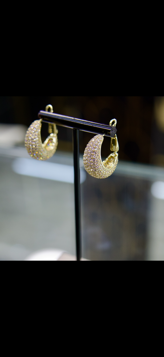 ✨ Boucles d’oreilles Élégance Pavée – Doré ✨