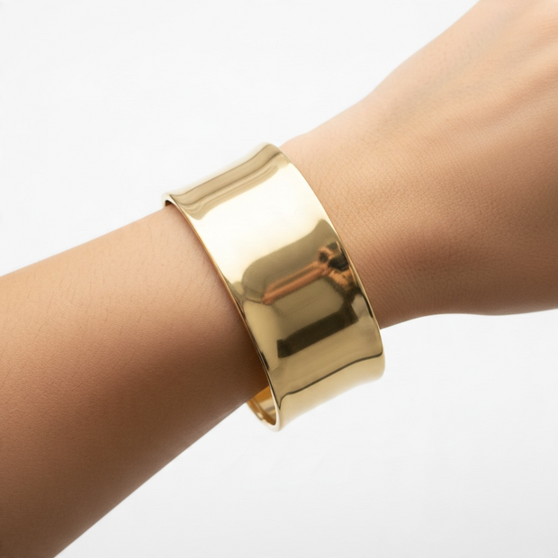 Bracelet manchette doré minimaliste luxe