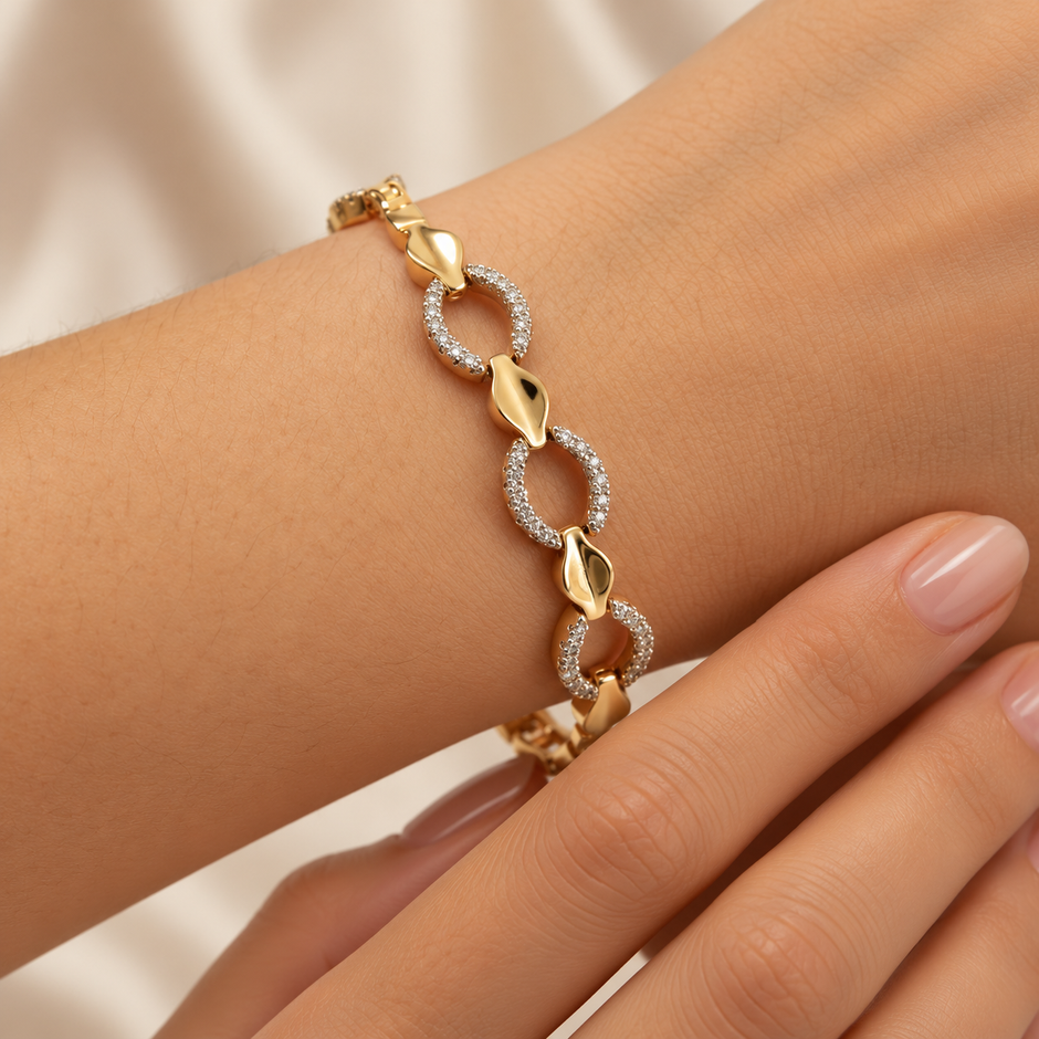 ✨ Bracelet Maillons Entrelacés & Cristaux