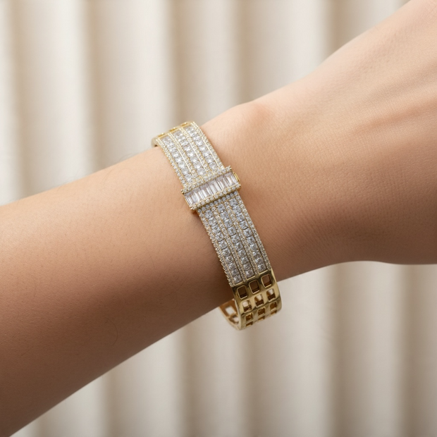 Bracelet manchette doré prestige zircon