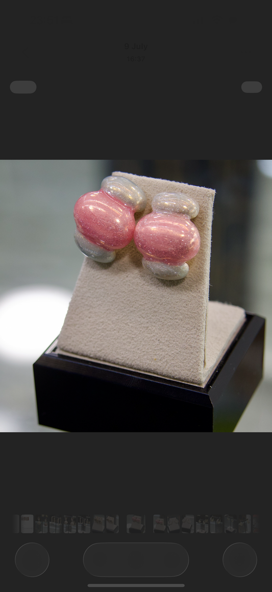 Boucles d’oreilles Rose Nacré – Élégance Vintage