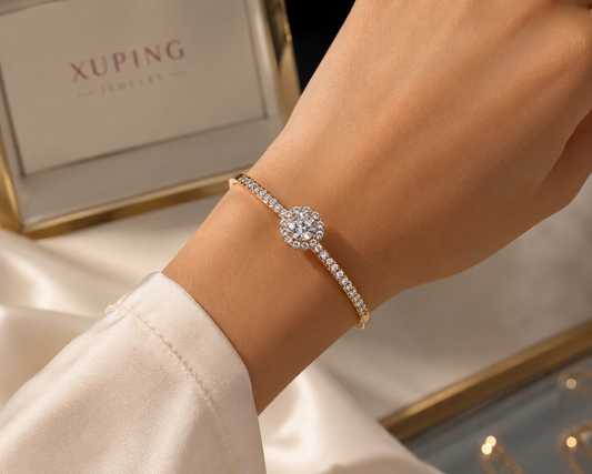 Bracelet Jonc Solitaire Halo – Plaqué Or Rose & Zircons