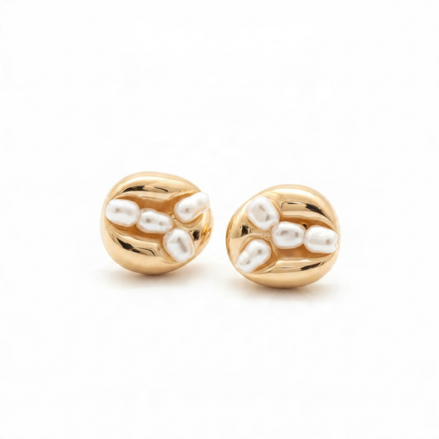 Boucles d’Oreilles Dorées avec Perles Nacrées