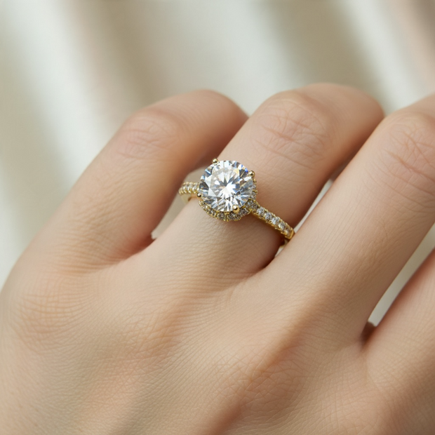 Bague Halo en Zircon Premium – Finition Dorée