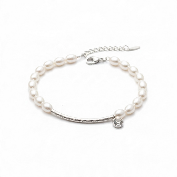 Bracelet Perles Nacrées avec Barre Argentée et Strass