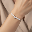 Bracelet Perles Nacrées Argenté avec Pendentif Strass ✨