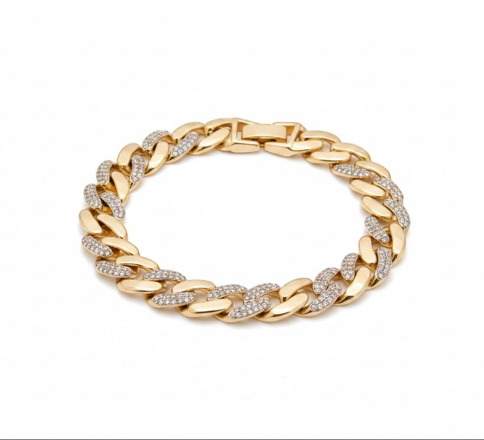 ANIBA JEWELS Gourmette Prestige Rose Gold bracelet with curb links encrusted with small clear stones.